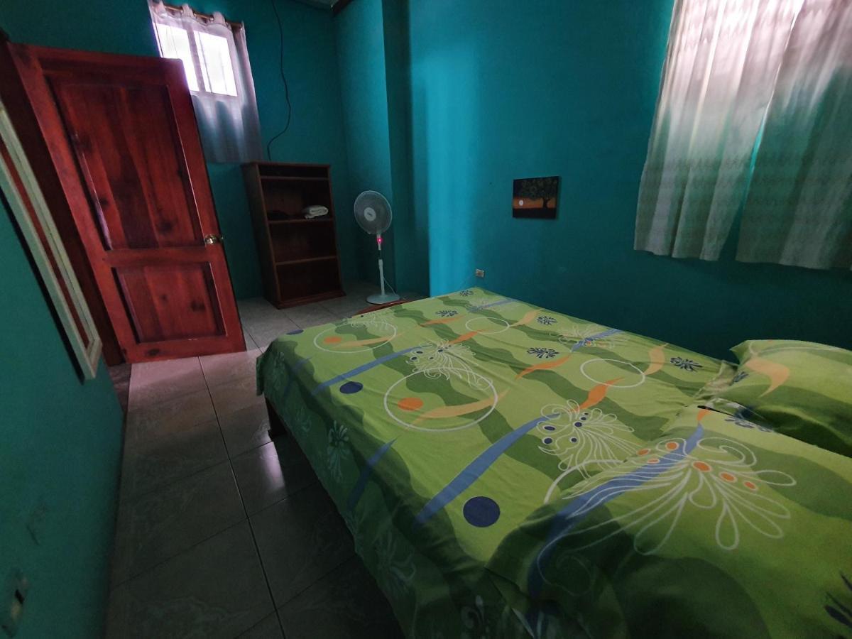 Apartamento Departamento Familiar en Santa Cruz Puerto Ayora  Exterior foto